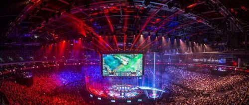 凭借灵活的 凭借灵活的