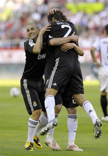 谁能先手确 谁能先手确